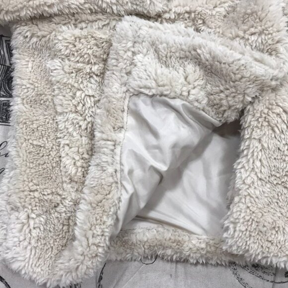 Sanctuary Faux Fur Teddy Coat (Plus Size) - Picture 9 of 9